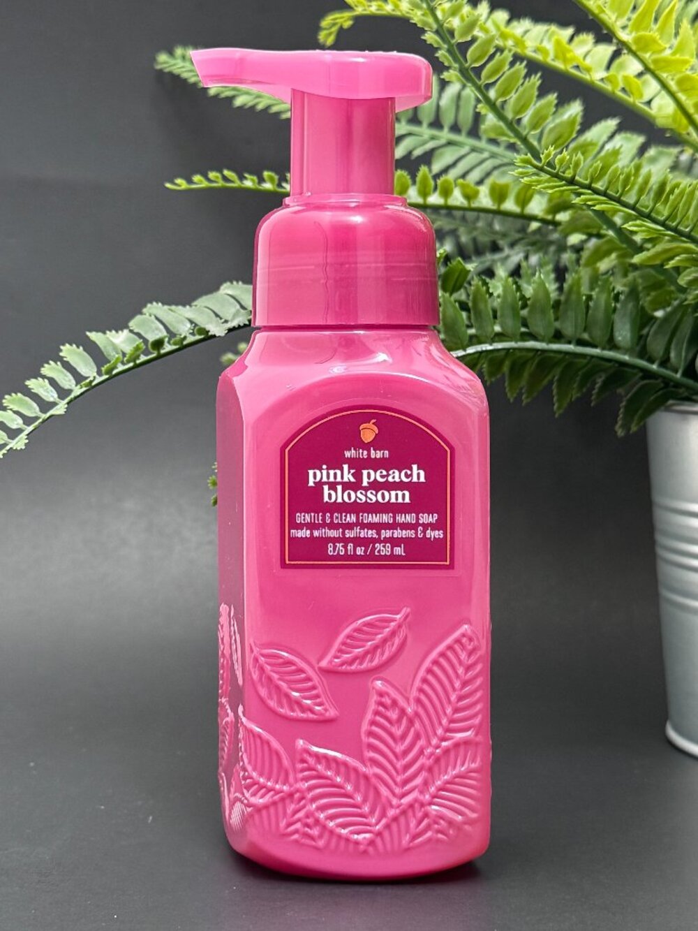 Bath & Body Works BBW White Barn Pink Peach Blossom Gentle Foaming Hand Soap